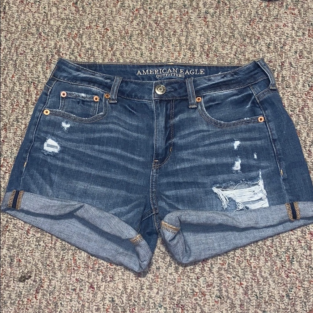 American Eagle tomgirl midi shorts